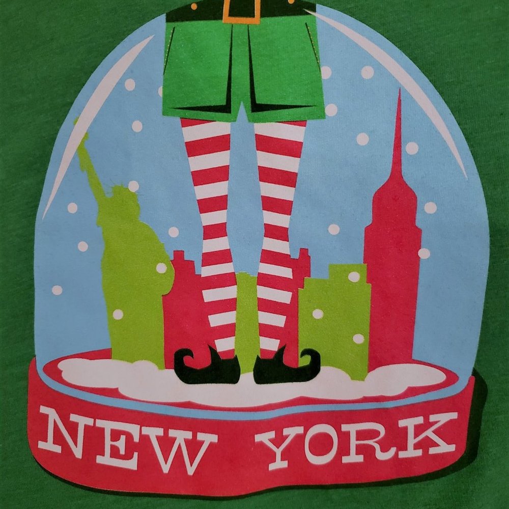 ELF T-Shirt Green with Elf Snow Globe Size Medium From Broadway Short Sleeves